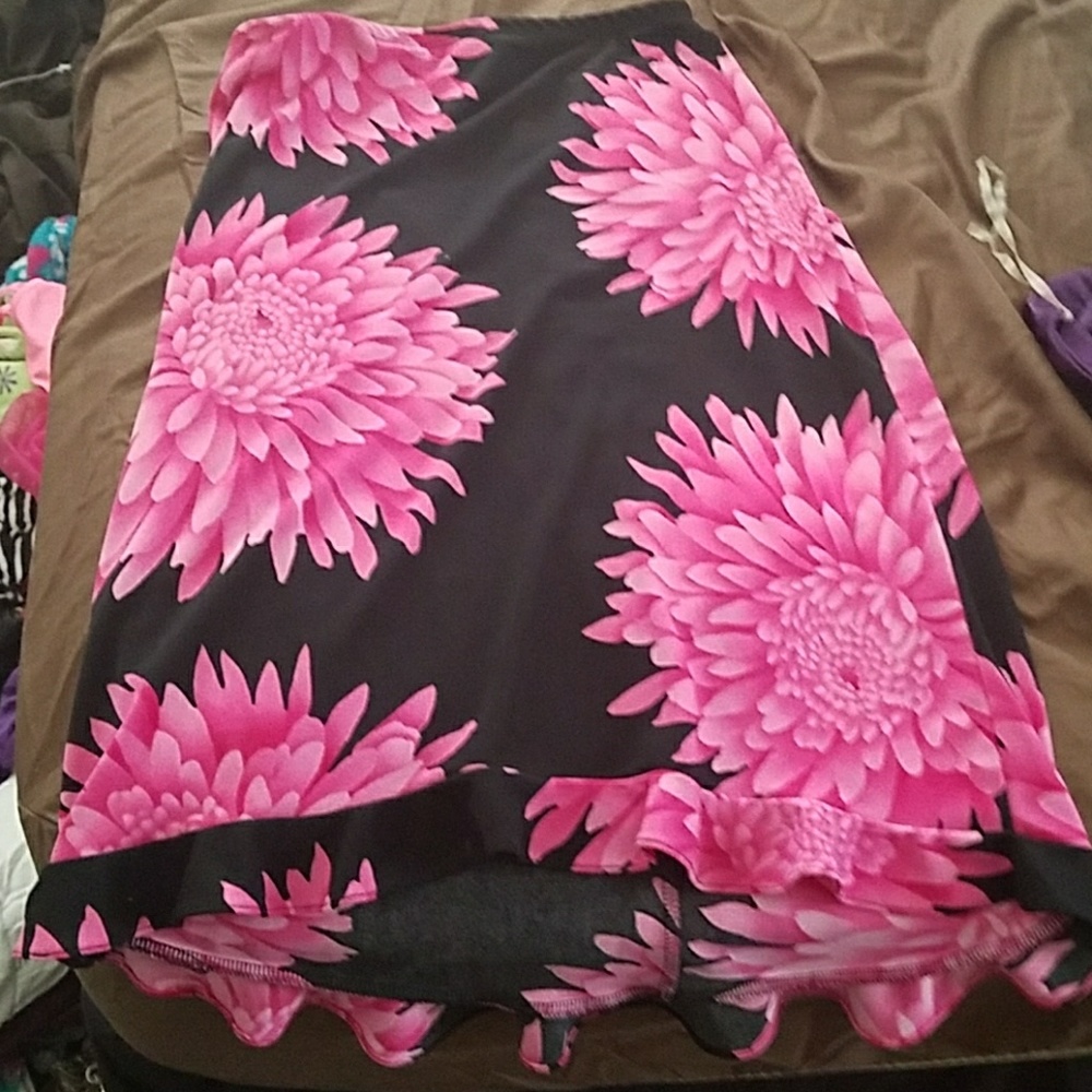 Knee length skirt